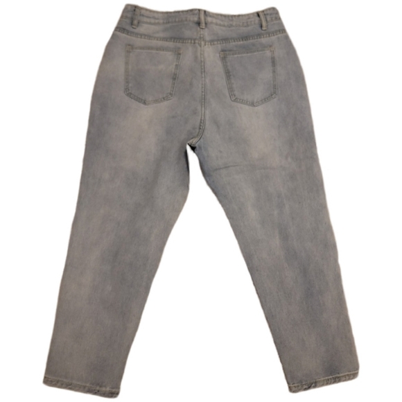 Shein Mom Jeans - Picture 2 of 2